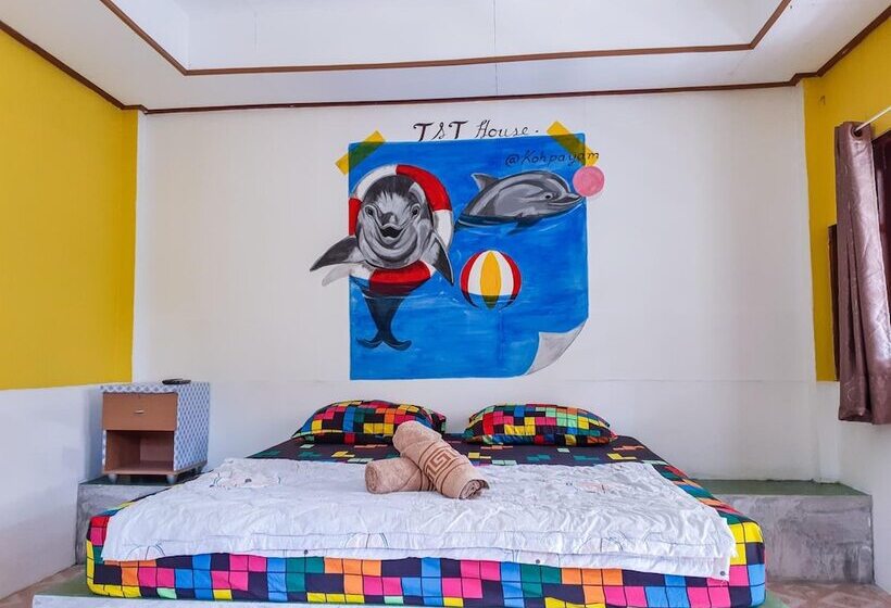 Hotell T And T House