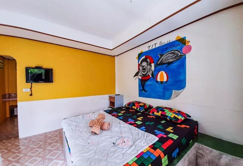 Hotell T And T House