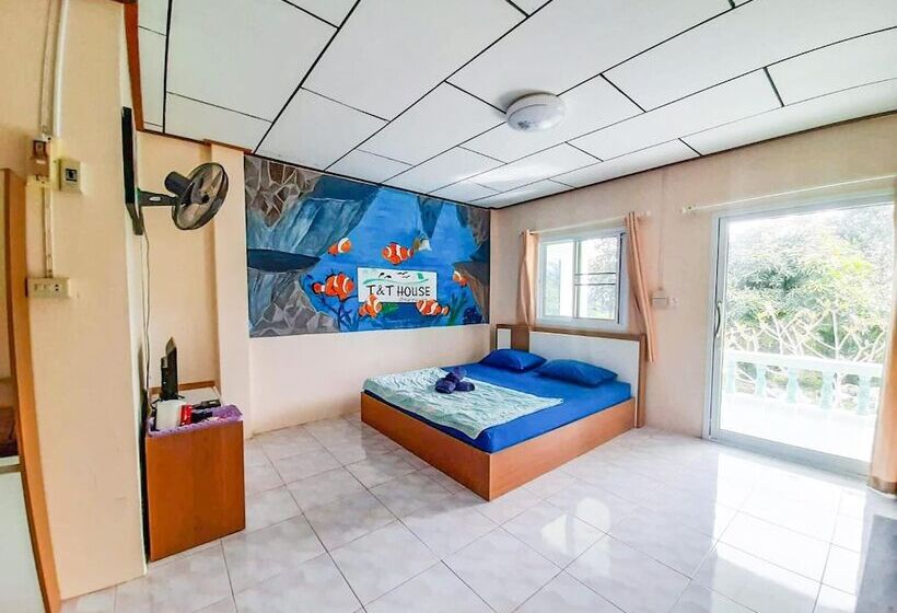 Hotell T And T House