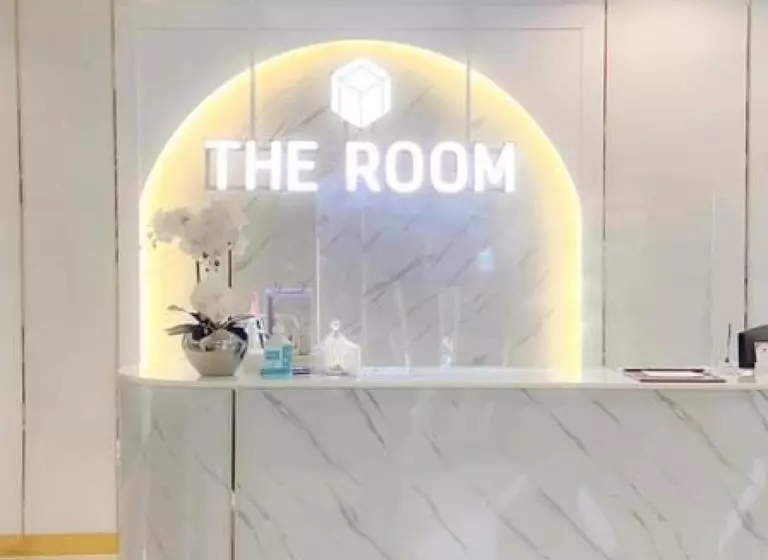 هتل The Room