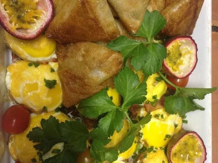 هتل Tsauchab River Lodge