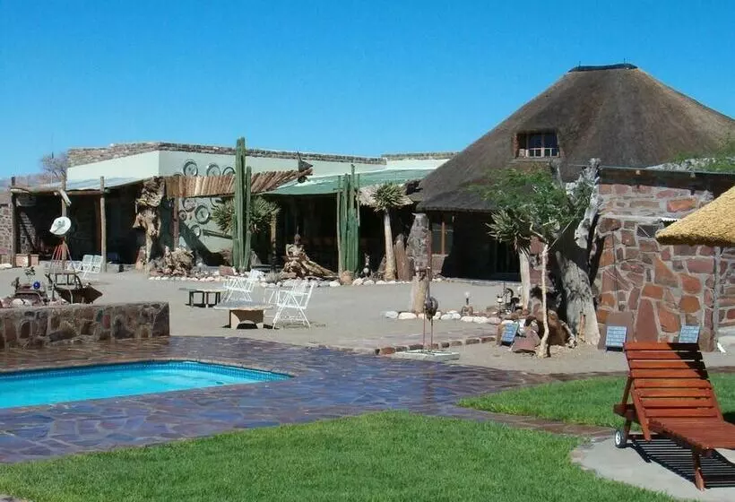 هتل Tsauchab River Lodge