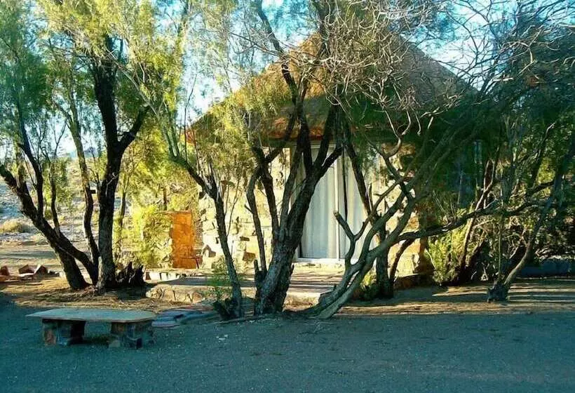 هتل Tsauchab River Lodge