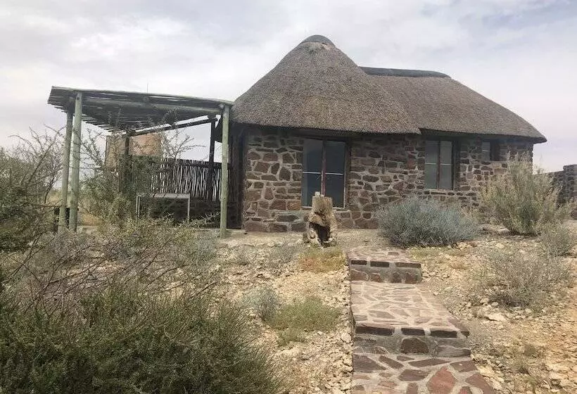 هتل Tsauchab River Lodge