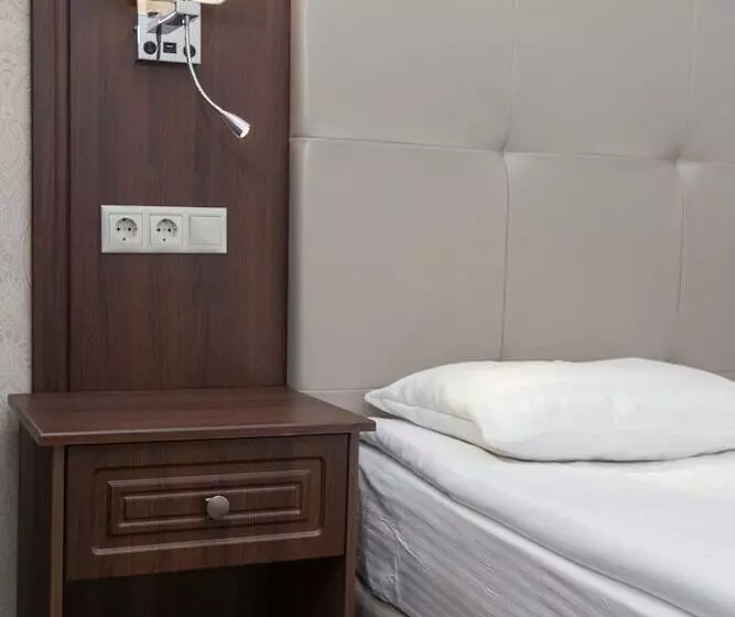 ホテル U Zolotykh Vorot