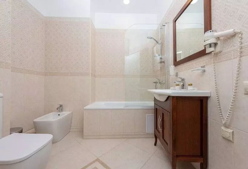 ホテル U Zolotykh Vorot