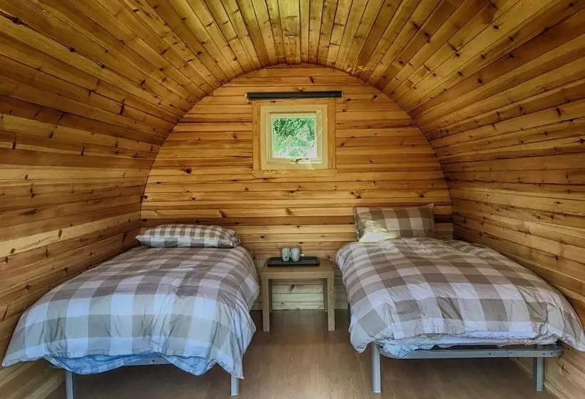 Hotelli West Loch Shores