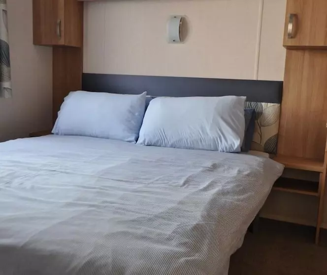 Hotelli West Loch Shores