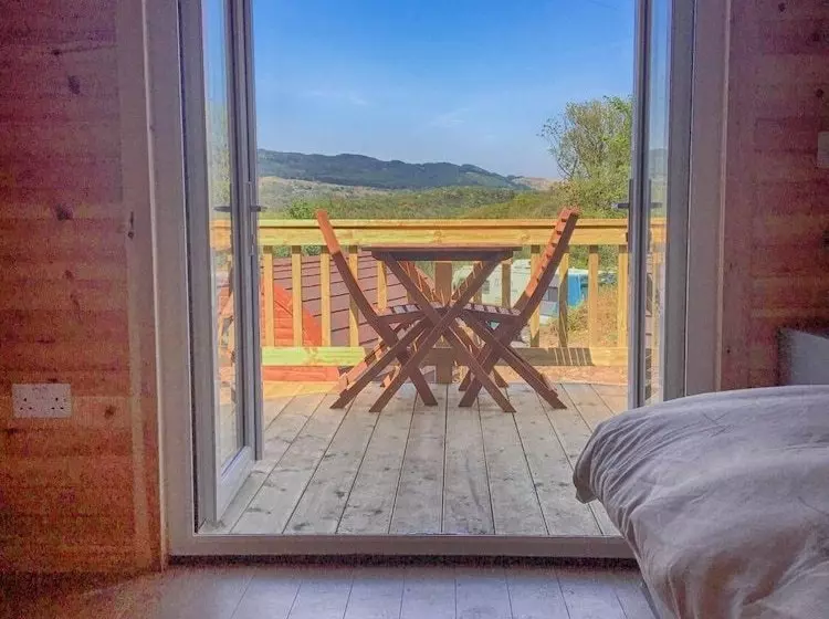 Hotelli West Loch Shores