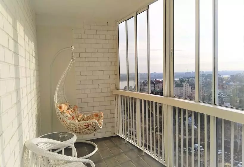 Megapolis Apartments On Bolshaya Manezhnaya Street 13v