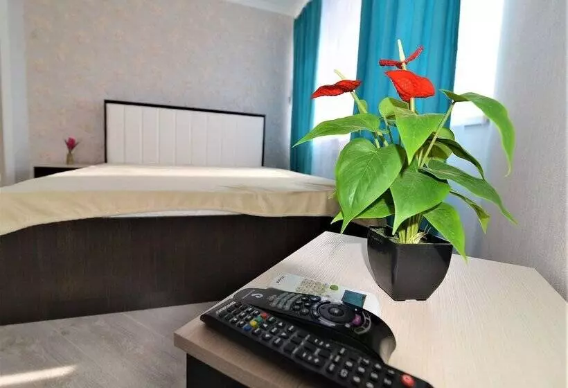 Megapolis Apartments On Bolshaya Manezhnaya Street 13v