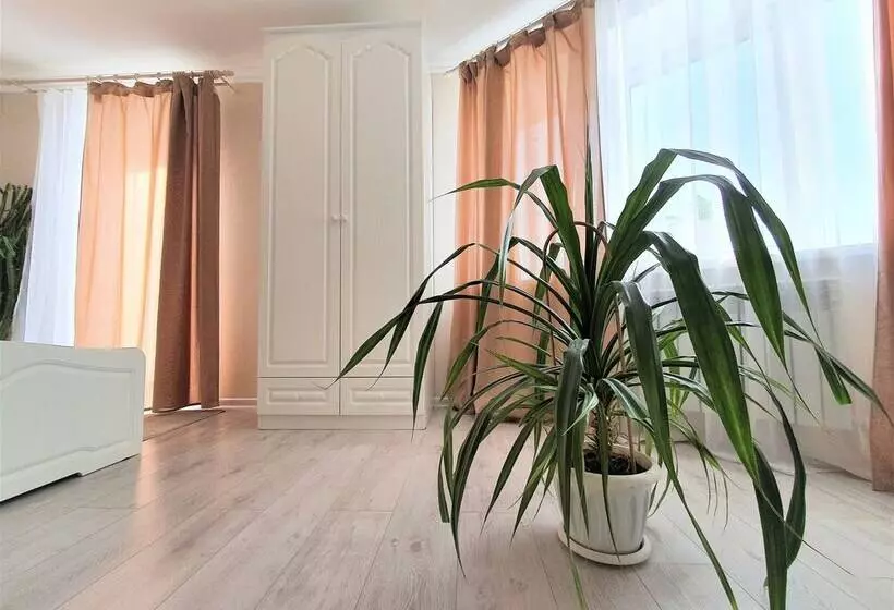 Megapolis Apartments On Bolshaya Manezhnaya Street 13v