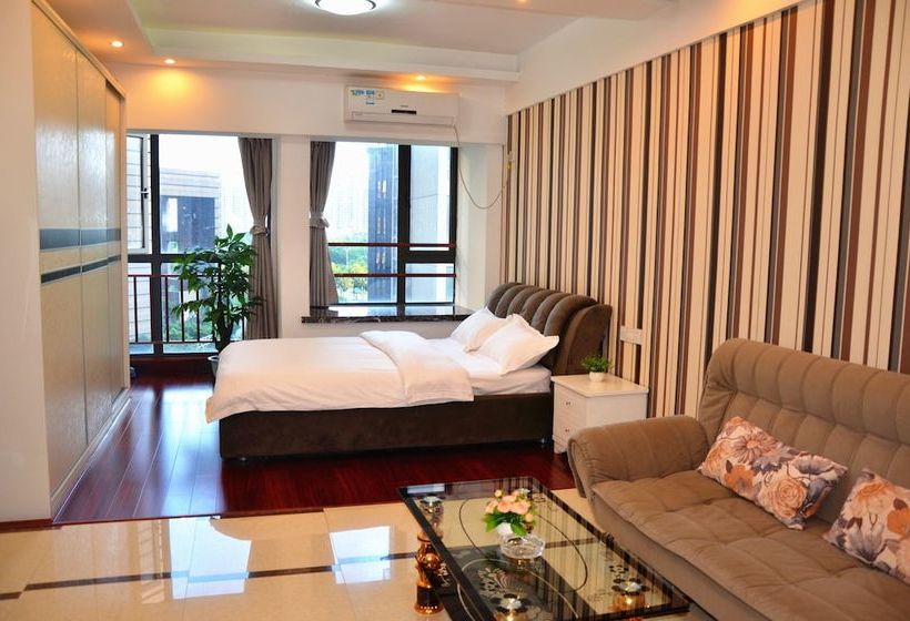 Nanchang Honggutan Baroque Apartment