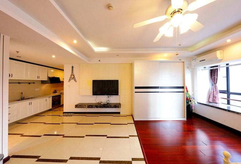 Nanchang Honggutan Baroque Apartment