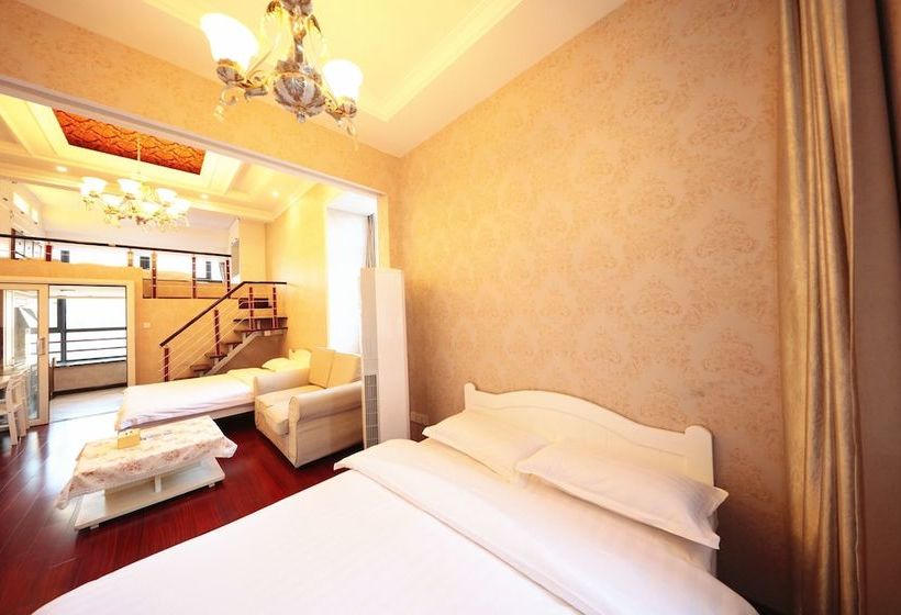 Nanchang Honggutan Baroque Apartment