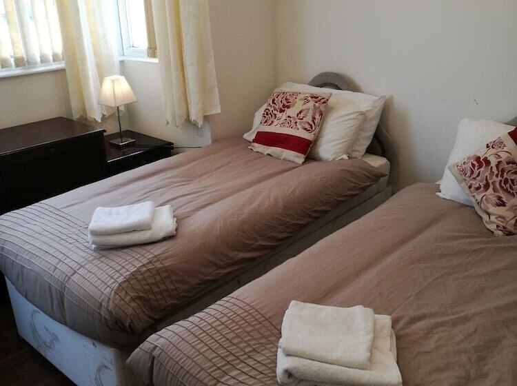 Oxford House Bed And Breakfast