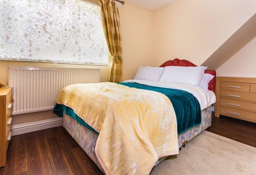 Oxford House Bed And Breakfast