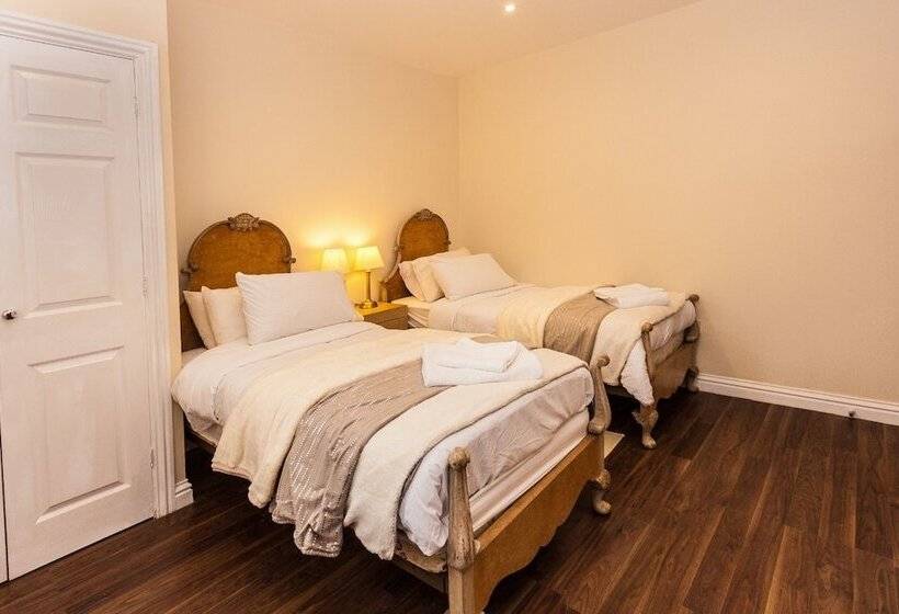 Oxford House Bed And Breakfast