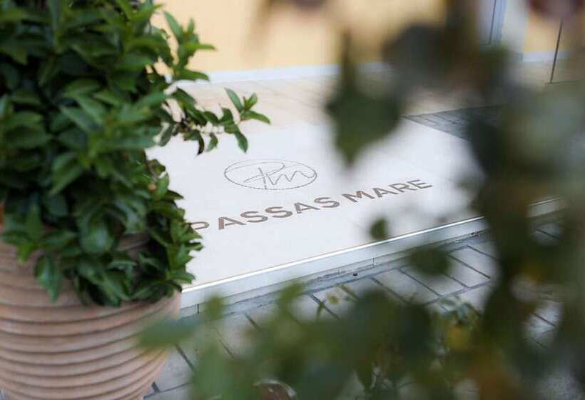 Passas Mare Apartments & Studios