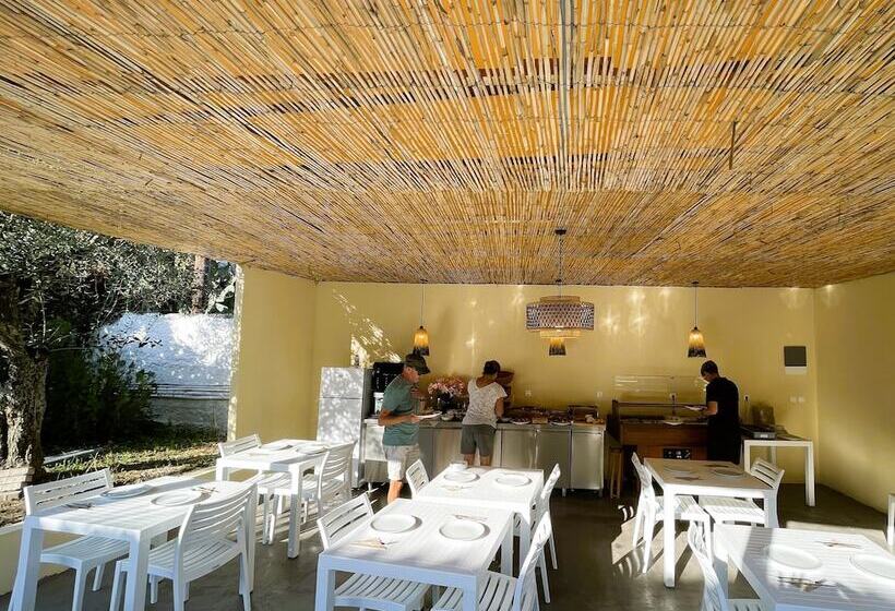 Passas Mare Apartments & Studios