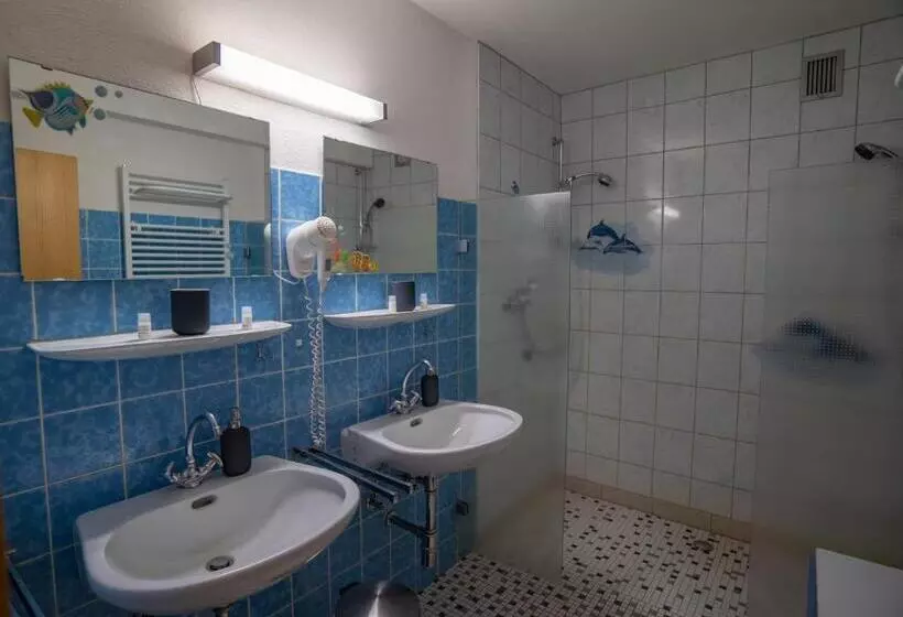 ペンション Berggasthof Zur Todtnauer Hütte