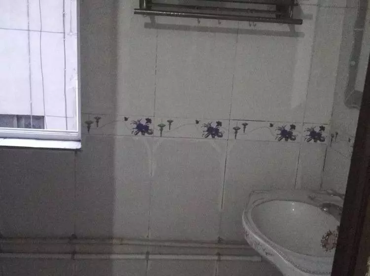 Retkeilymaja Tian Tian Jiu Dian