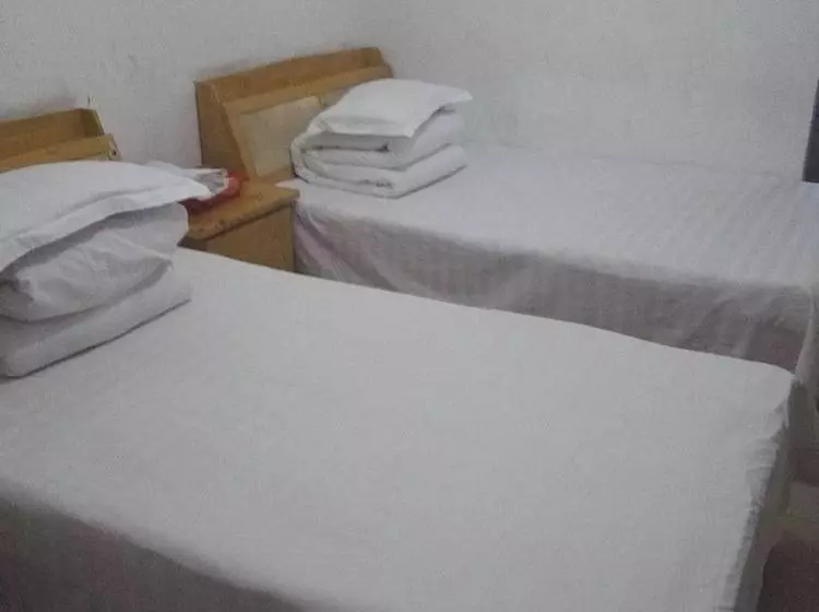 Retkeilymaja Tian Tian Jiu Dian