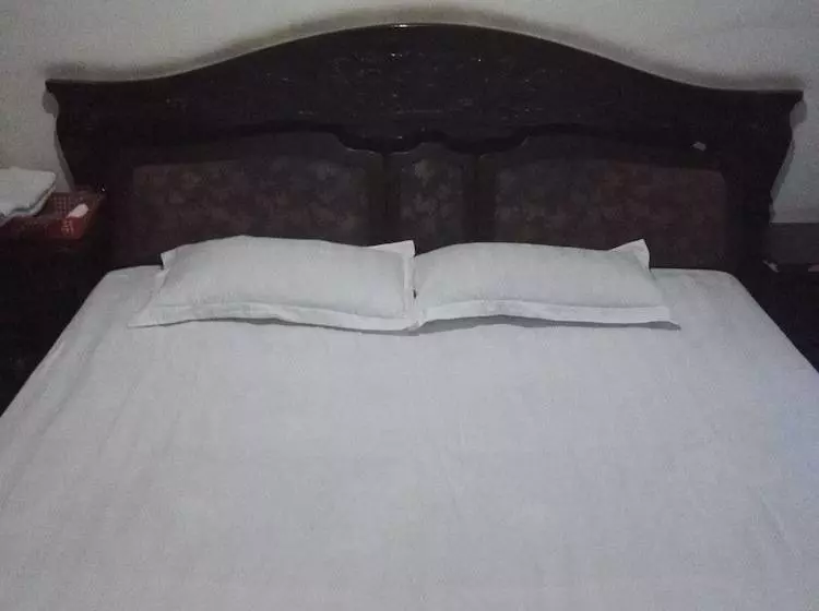 Retkeilymaja Tian Tian Jiu Dian