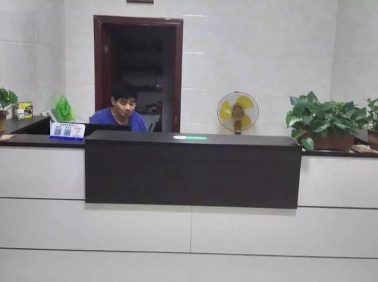 Retkeilymaja Tian Tian Jiu Dian