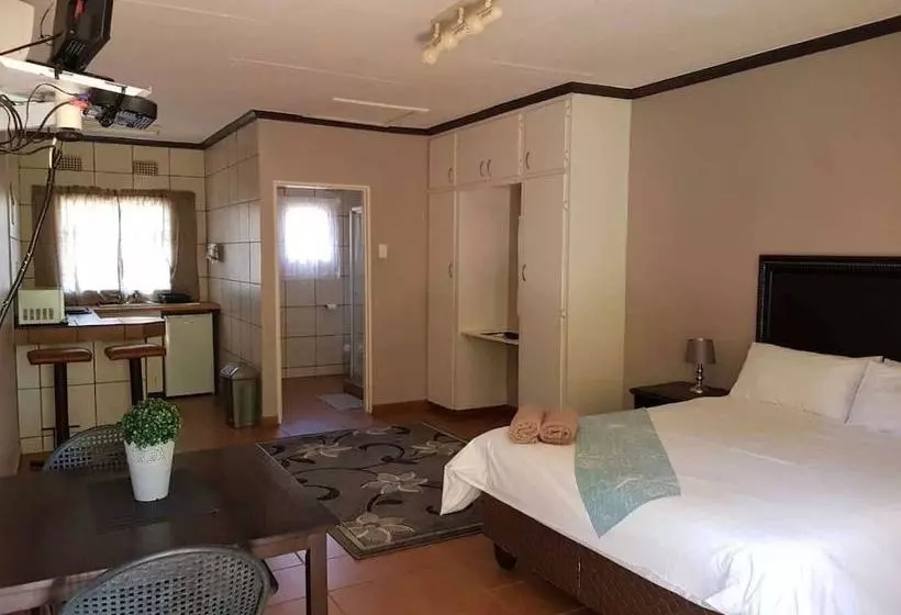Baobab Chalets