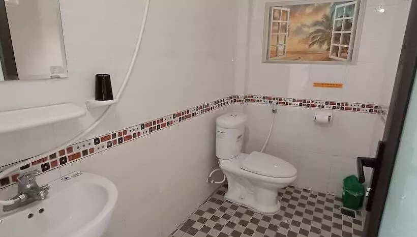 ベッドアンドブレックファースト Family Transit 2