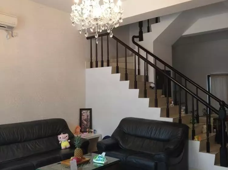 تختخواب و صبحانه Greeting House