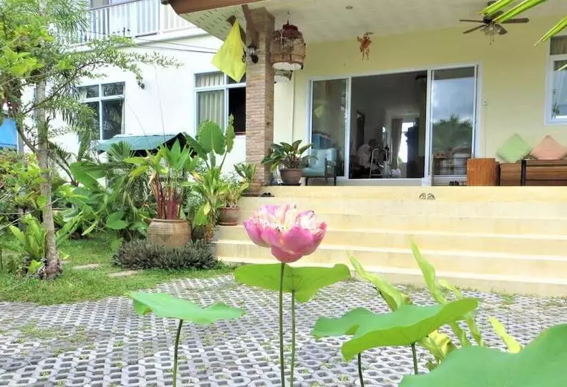 Hotelli Choengmon Residence