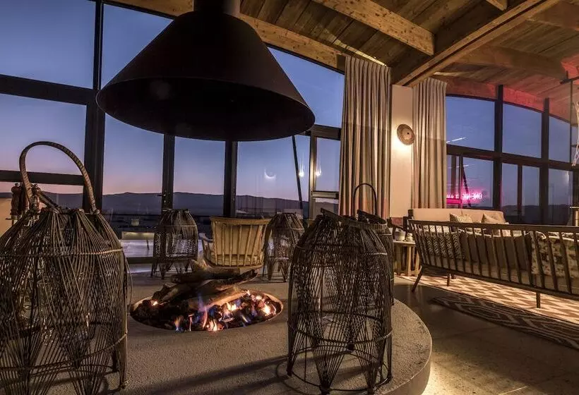 هتل The Desert Grace