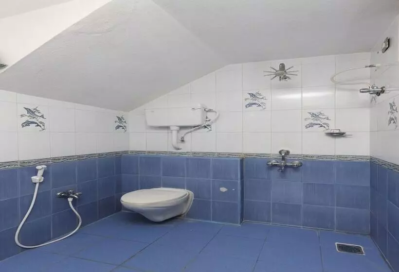 ペンション Art Residency