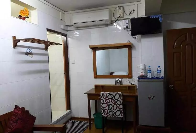 پانسیون Chan Myae Guest House