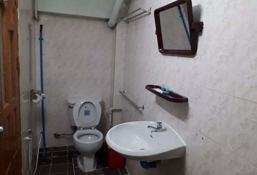 پانسیون Chan Myae Guest House