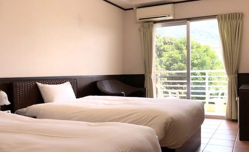 Pensió Pine Shima Resort Coral Fish