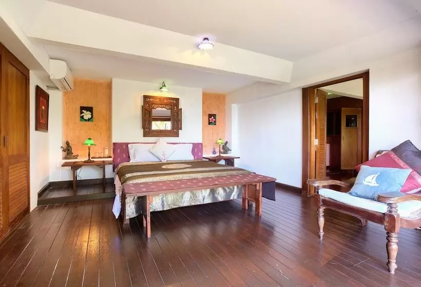 Villa Thai Teak
