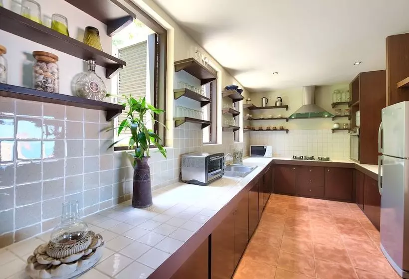 Villa Thai Teak