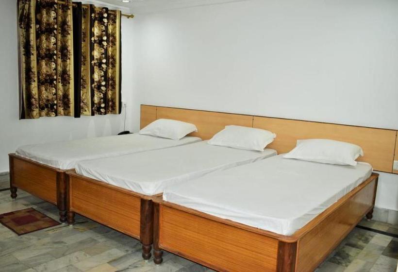 هتل Bodhi Residency