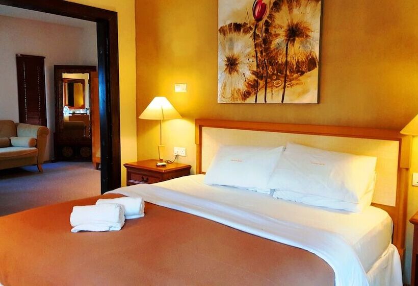 בית מלון כפרי Caravan Serai Exclusive Private Villas & Eco Resort