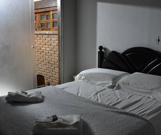 هتل Pousada Quinta Dos Quintais