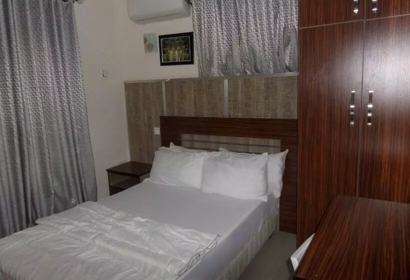 ホテル Sky Rock Luxury Apartments