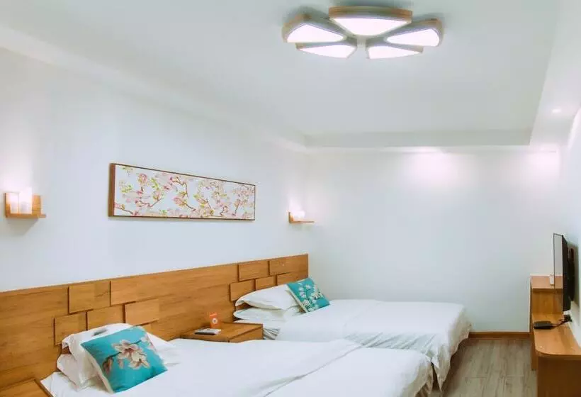 Listening To The Rain Hall Inn