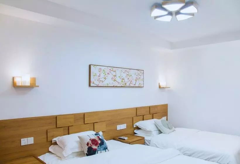 Listening To The Rain Hall Inn