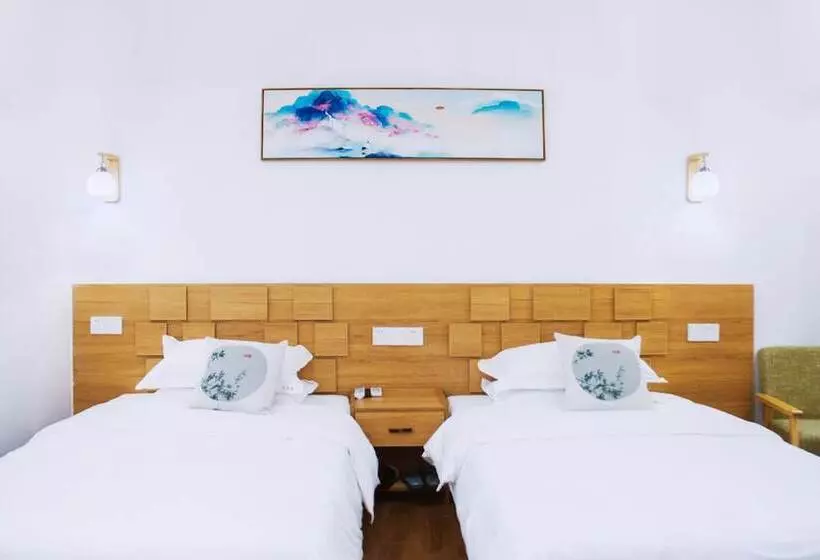 Listening To The Rain Hall Inn