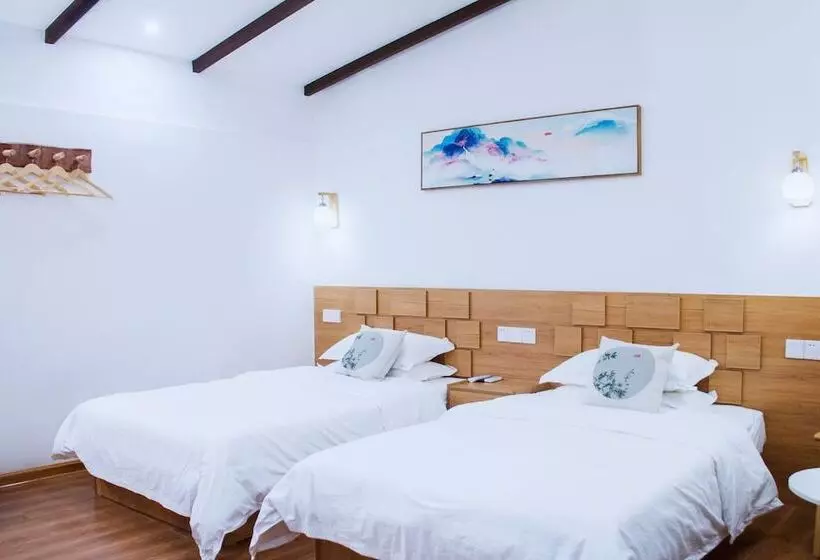 Listening To The Rain Hall Inn