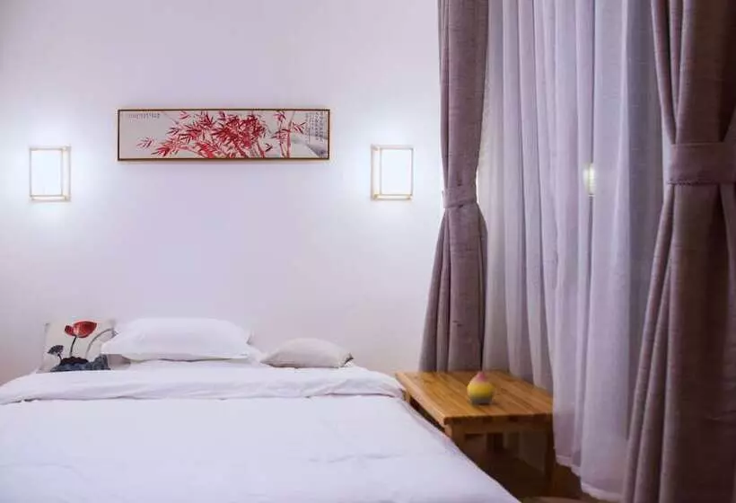 Listening To The Rain Hall Inn