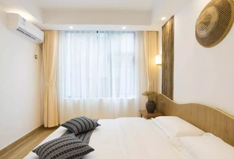 Majatalo Jiesu Renwen Guest House